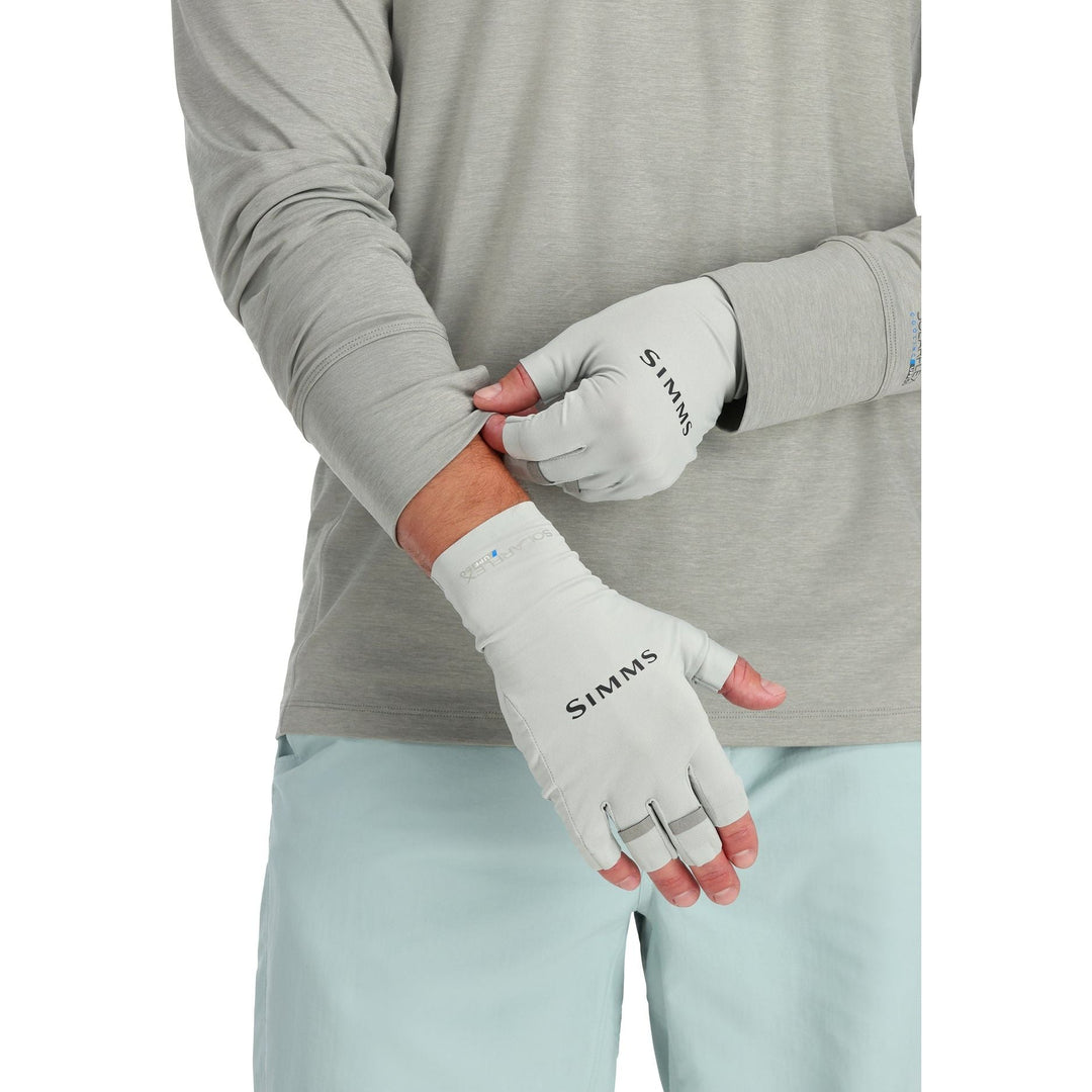 Simm's SolarFlex® Half-Finger SunGlove -Sterling