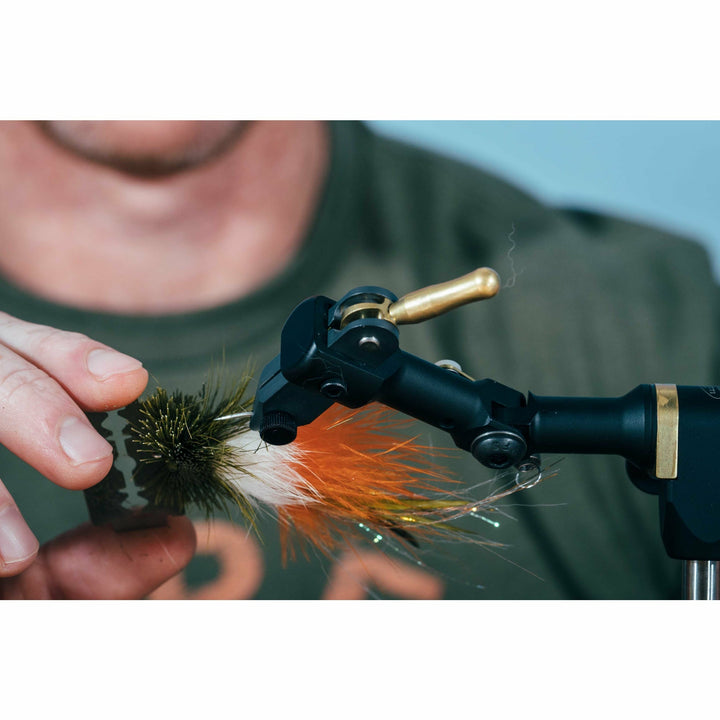 Butts' Big Money Minnow DIY Kit - Dirty Grass